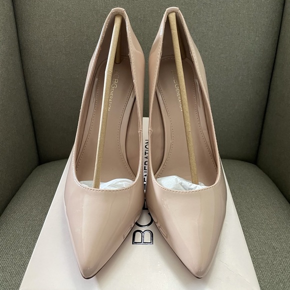 BCBG Heidi Patent Pump - Picture 4 of 5